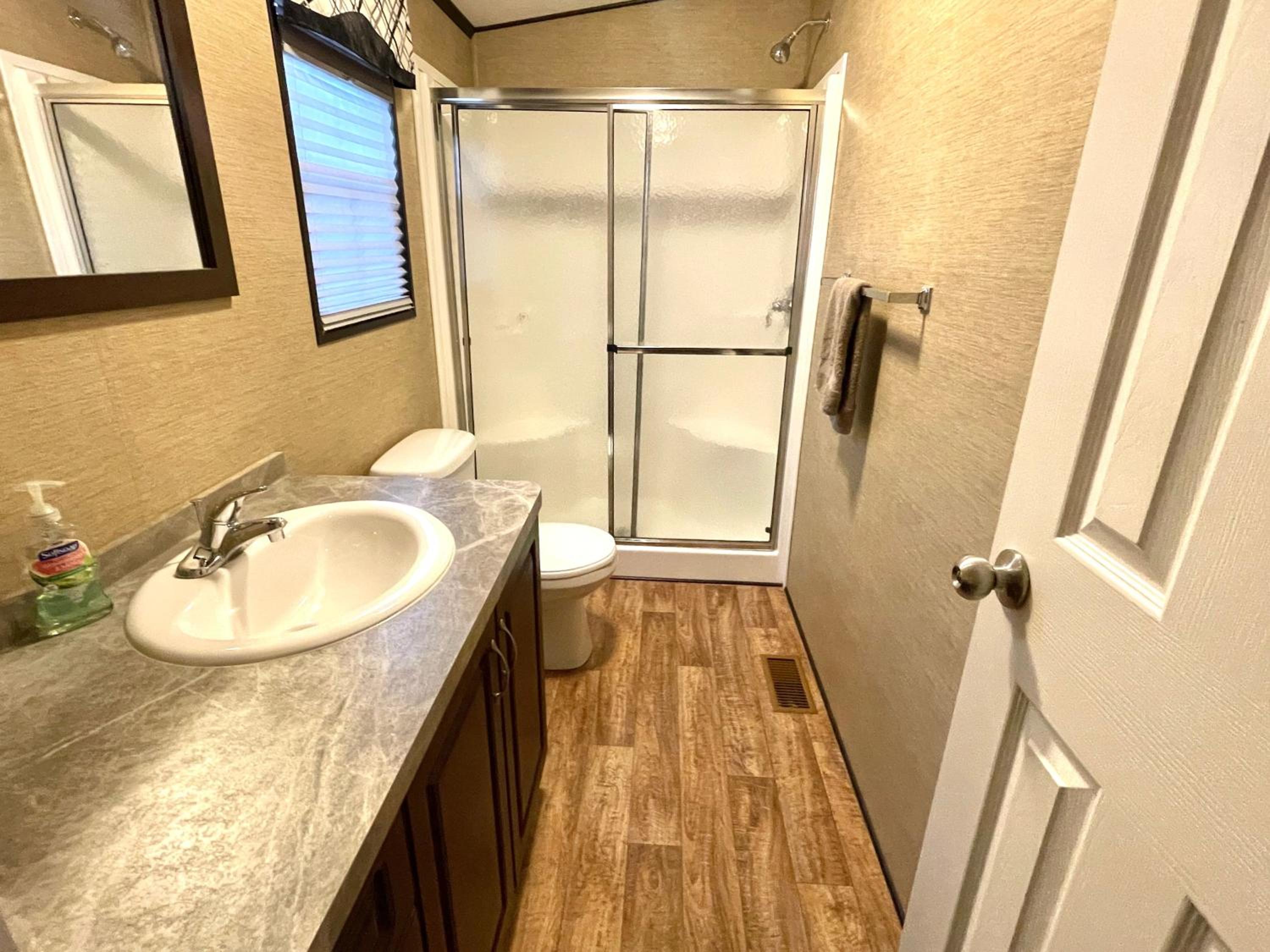 Vine Ridge Resort - Cottages