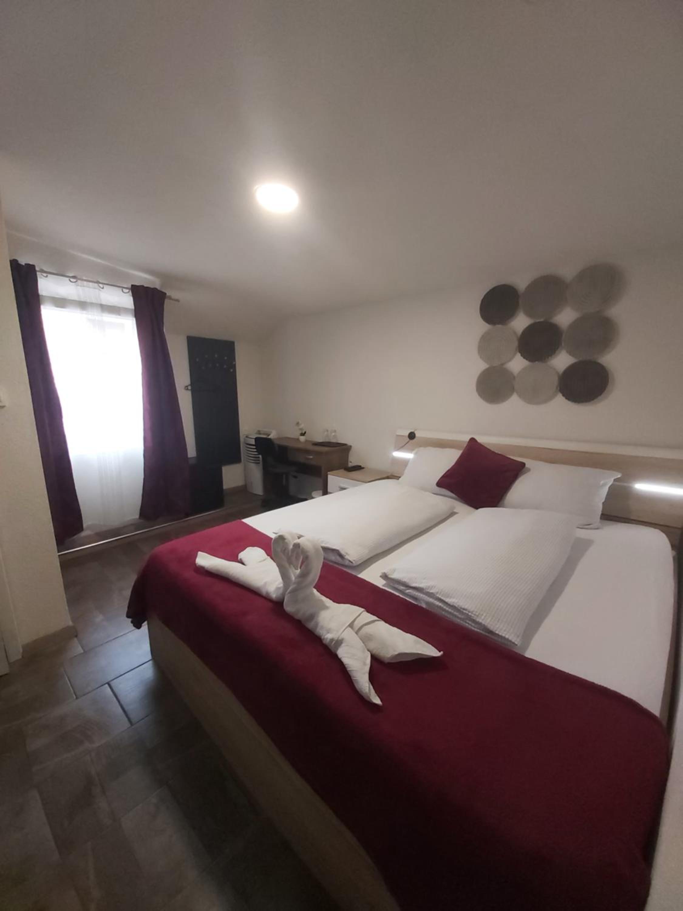 Panda Rooms view 4