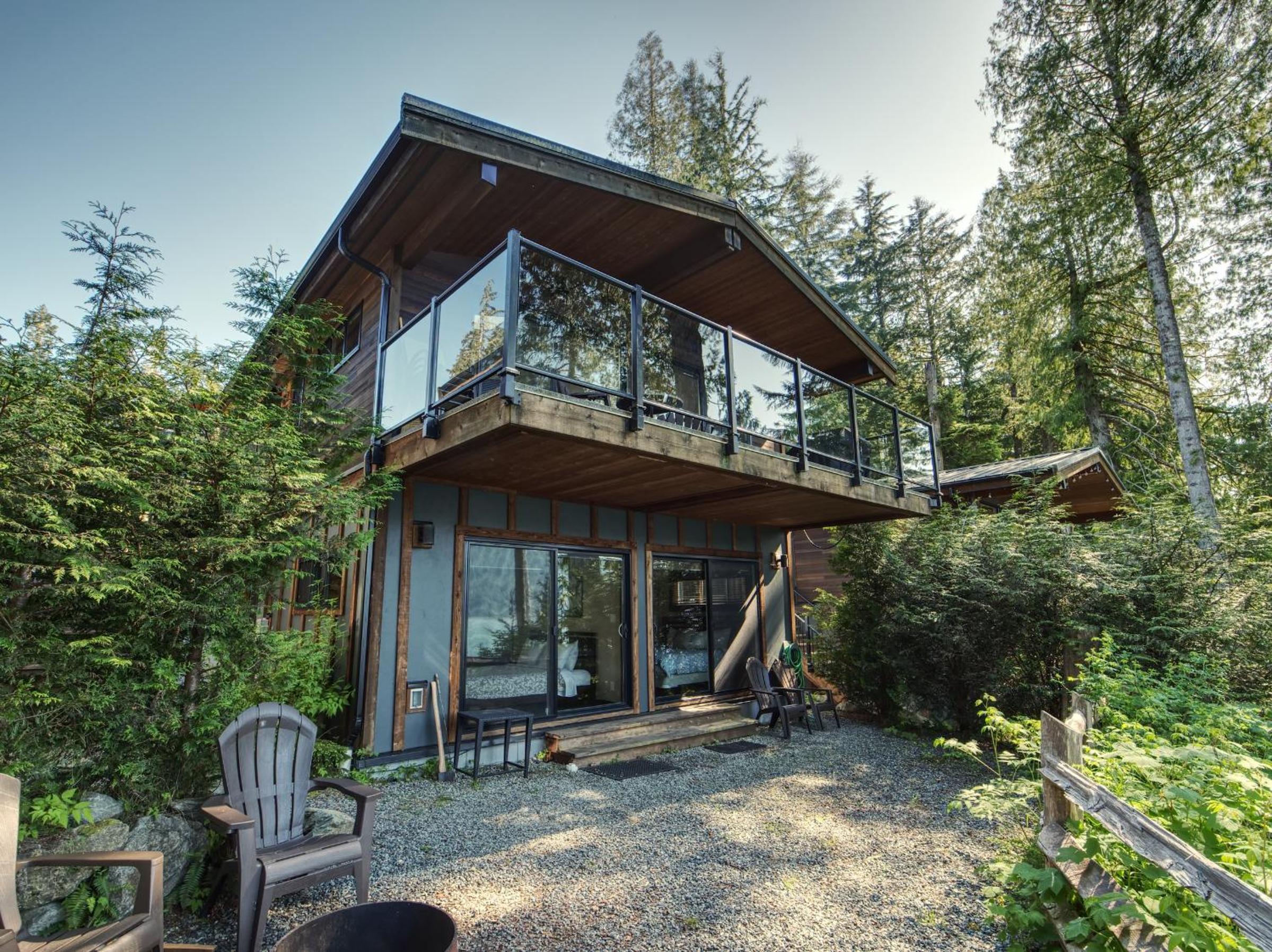 Handsome Dan's Vacation Cottage Rentals