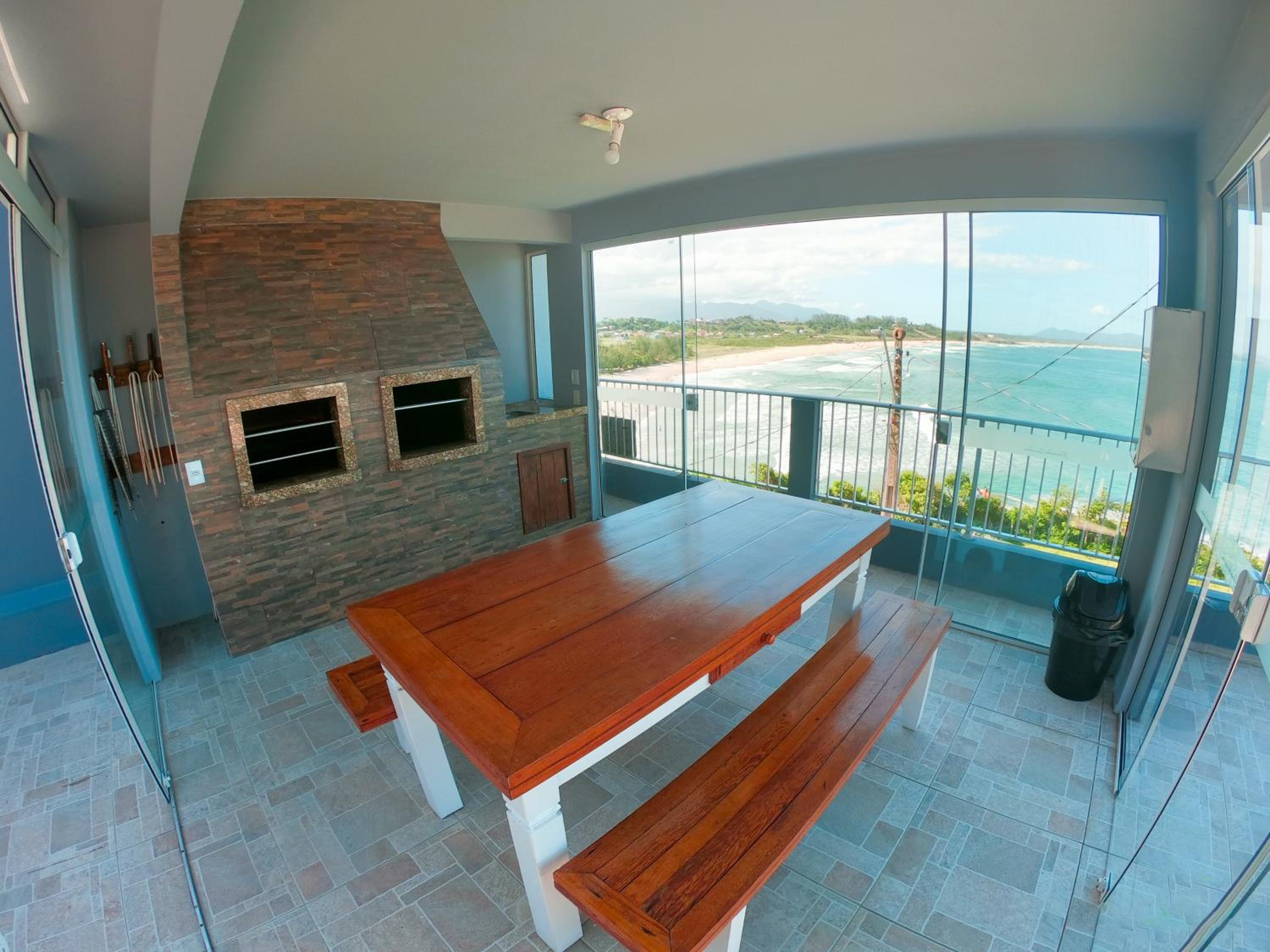 Apartamento com vista para o mar da Gamboa SC
