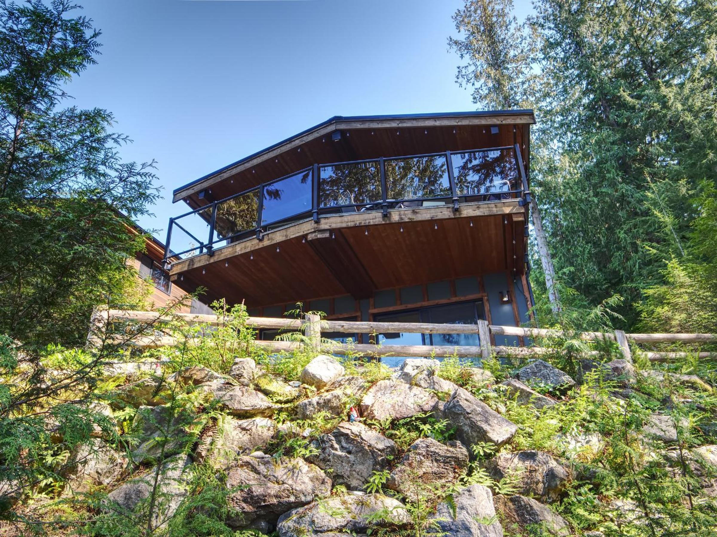 Handsome Dan's Vacation Cottage Rentals