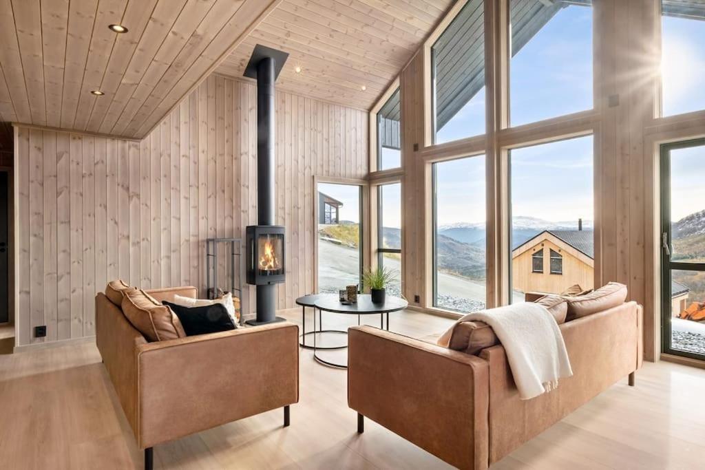 Hytte med fjellutsikt til nydelig natur view 3
