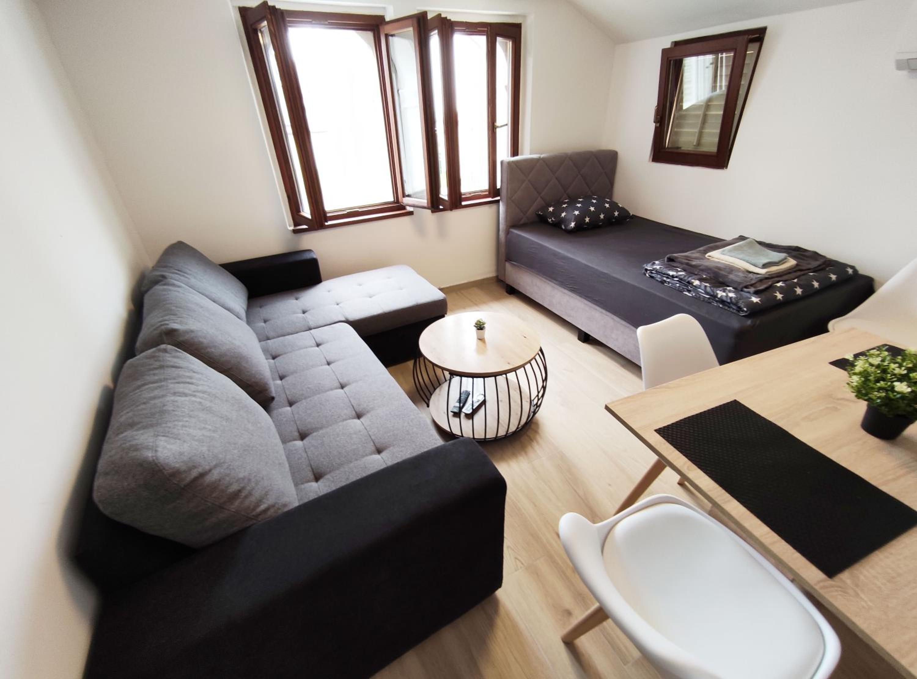 Vicky Apartment