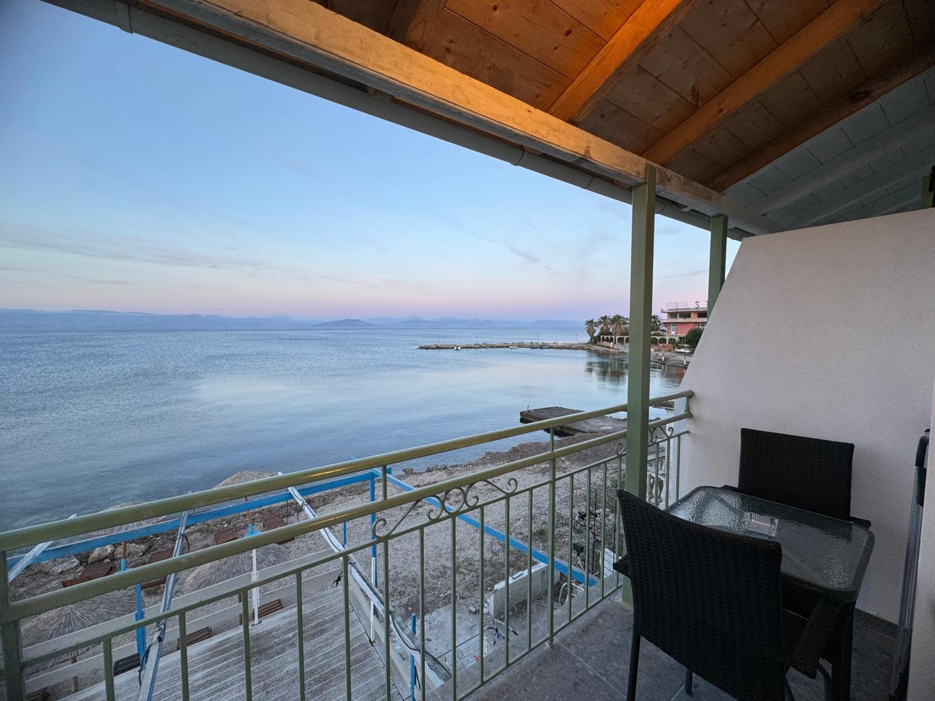Avra Benitses Beach Apartment