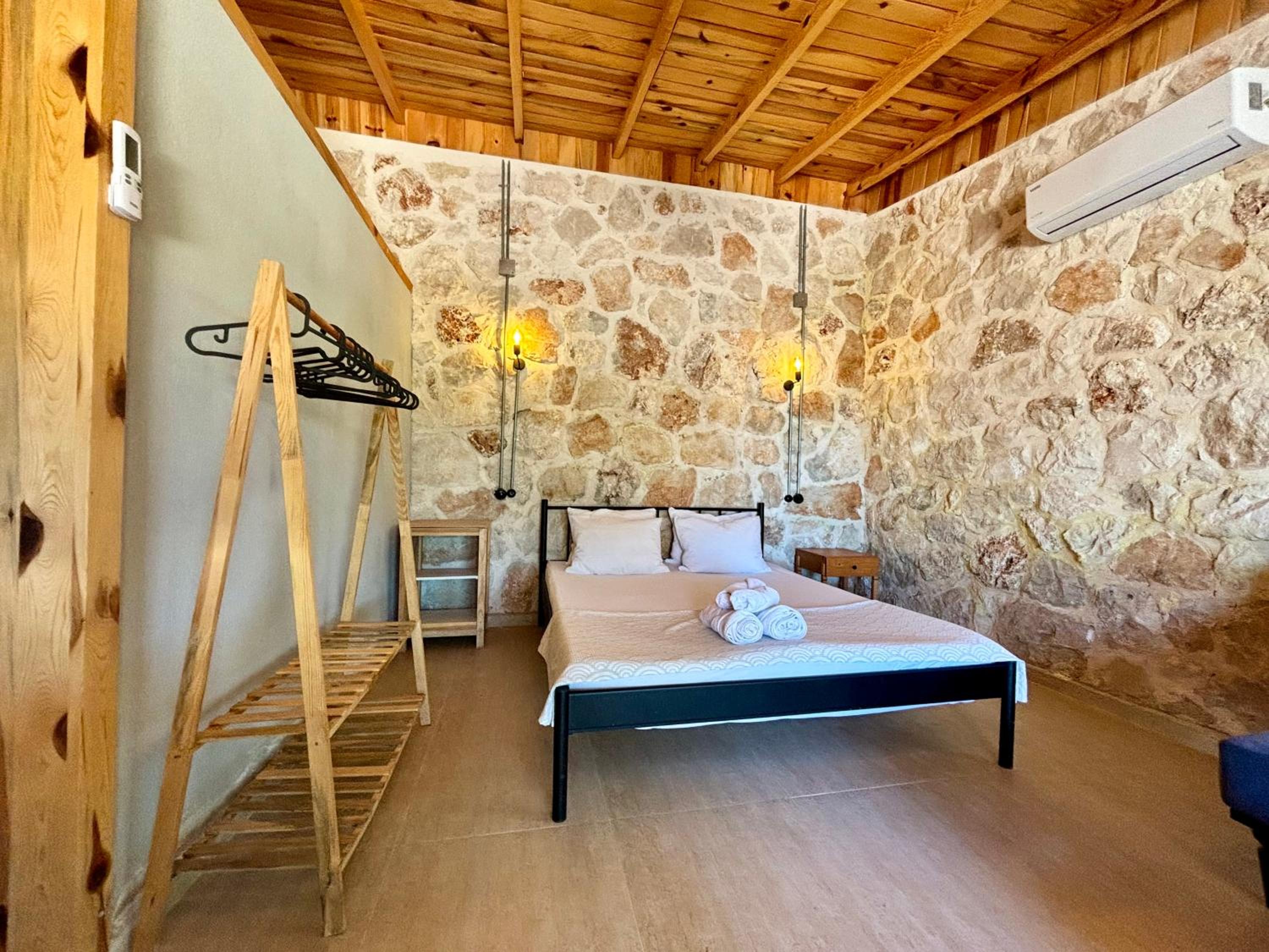 Bademlique Stone Rooms - Image 32