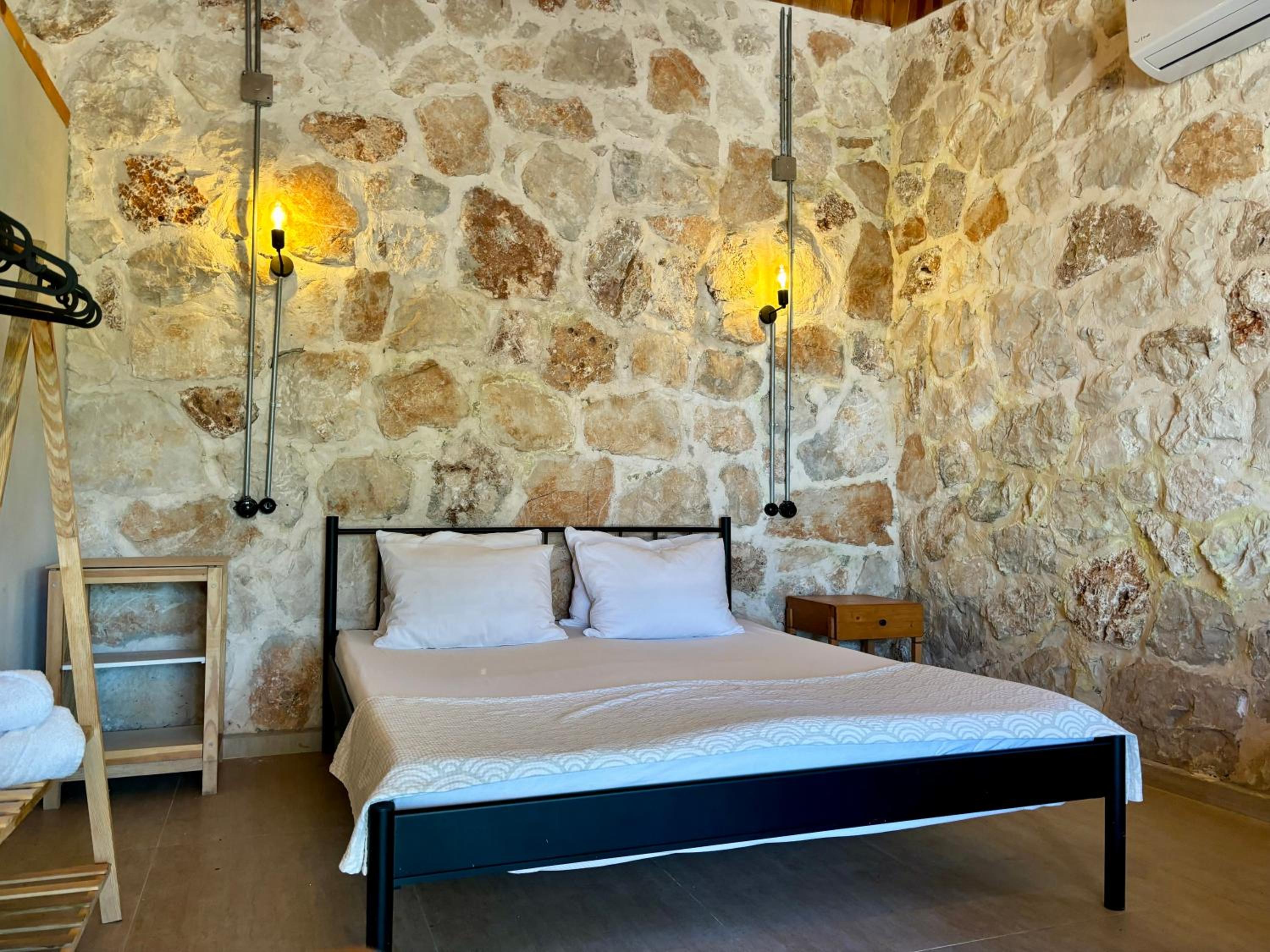 Bademlique Stone Rooms - Image 27