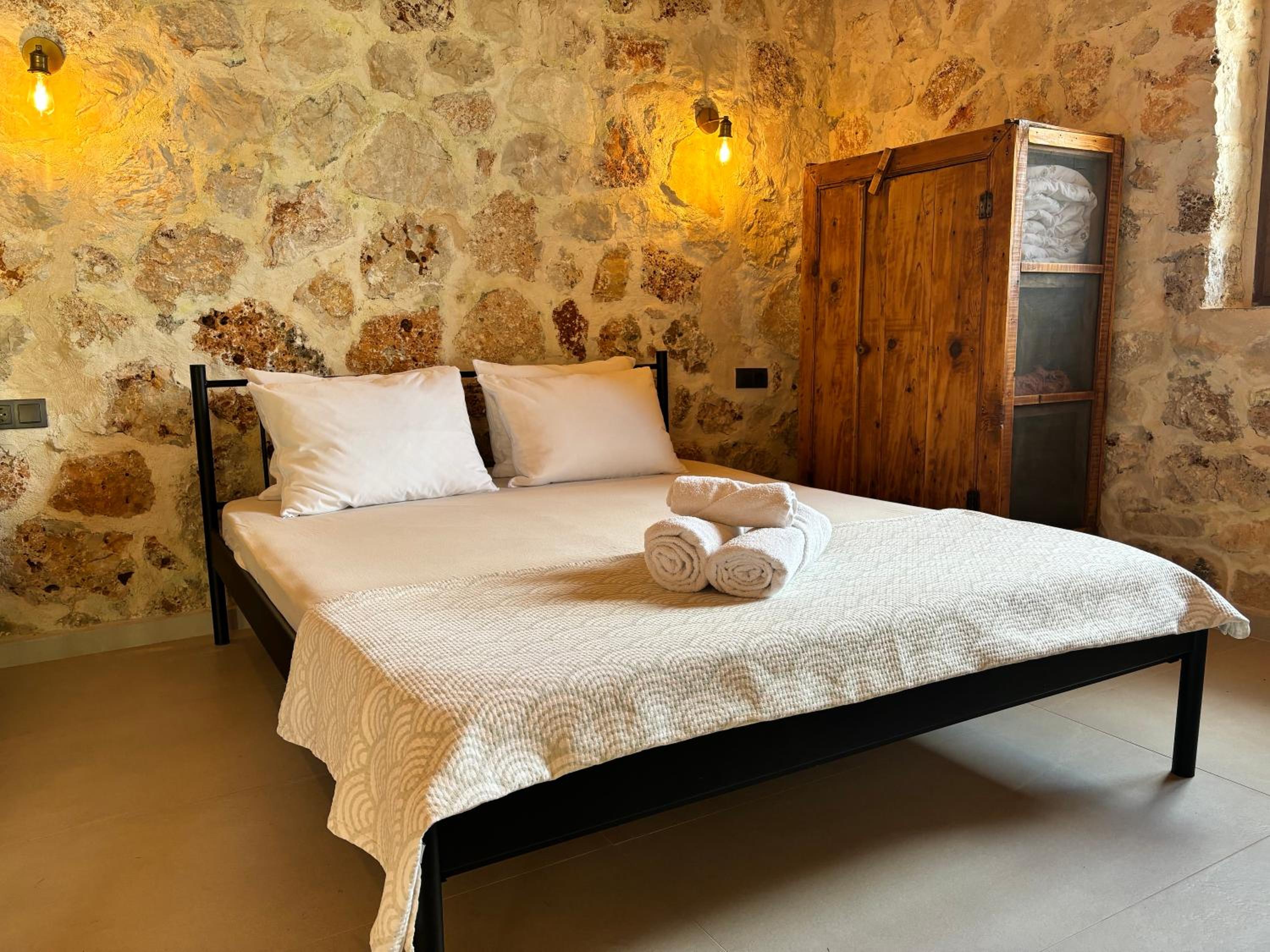 Bademlique Stone Rooms - Image 24