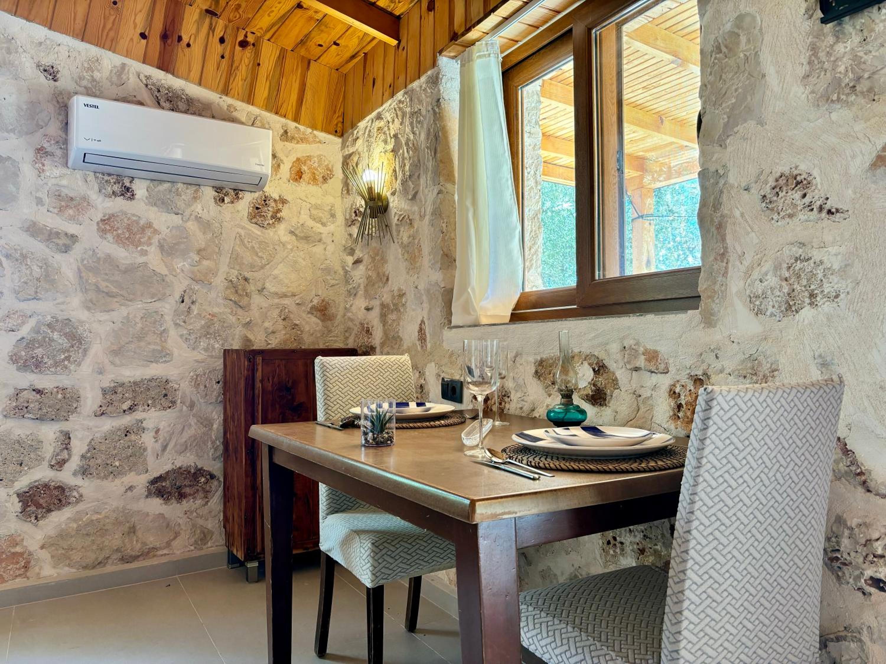 Bademlique Stone Rooms - Image 5