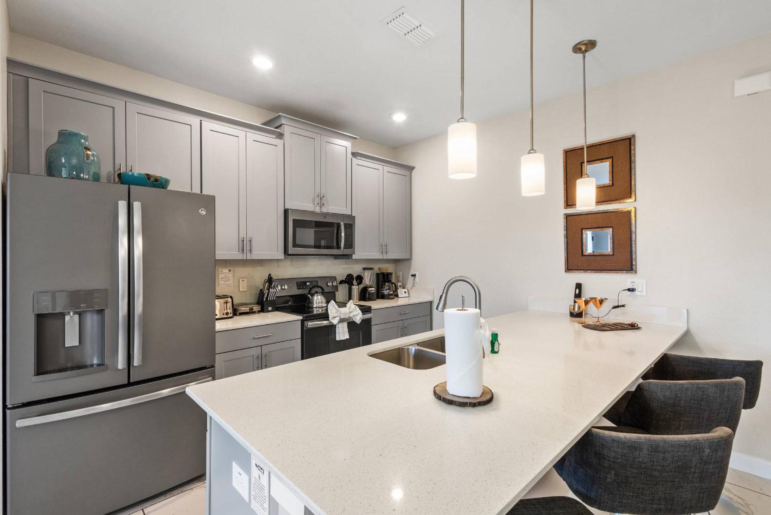 Premium 5BE4BA Home with Private Pool and Themed Rooms Storey Lake Resort SL4839 view 3