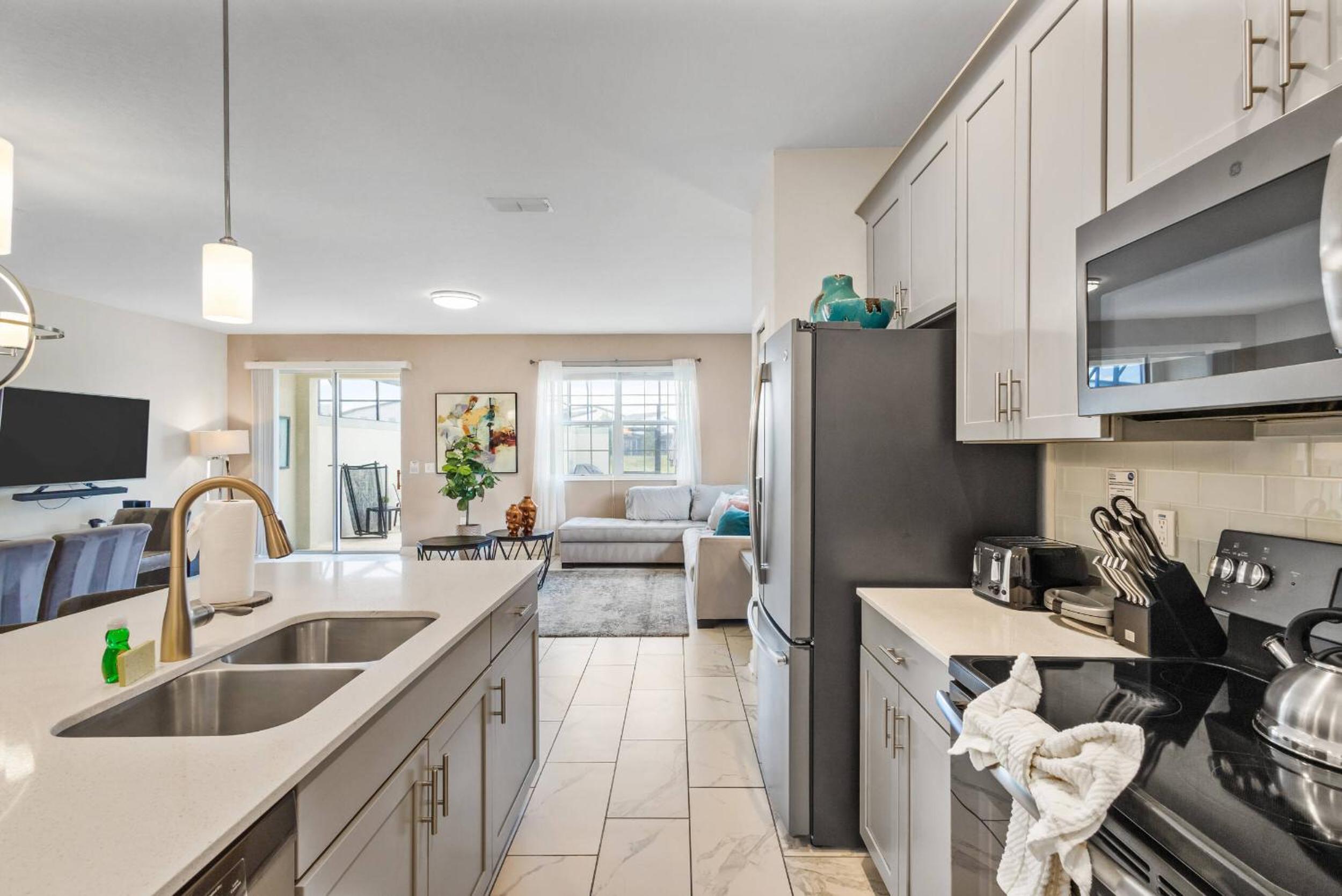 Premium 5BE4BA Home with Private Pool and Themed Rooms Storey Lake Resort SL4839 view 5