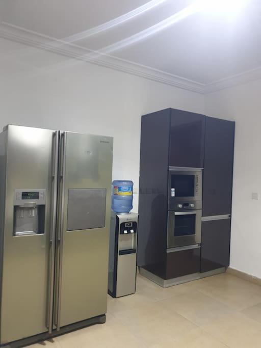 Oasis in the City. Victoria Island serviced apt. view 5