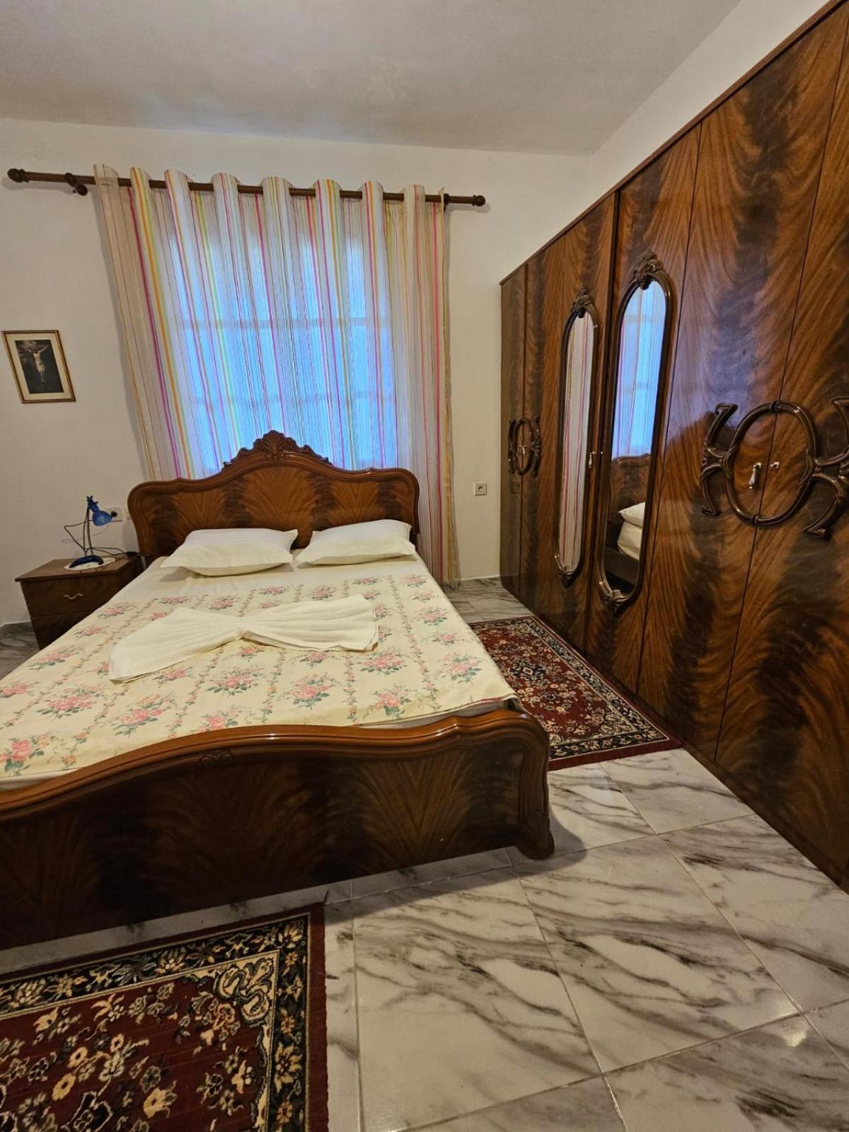 Aira Villa