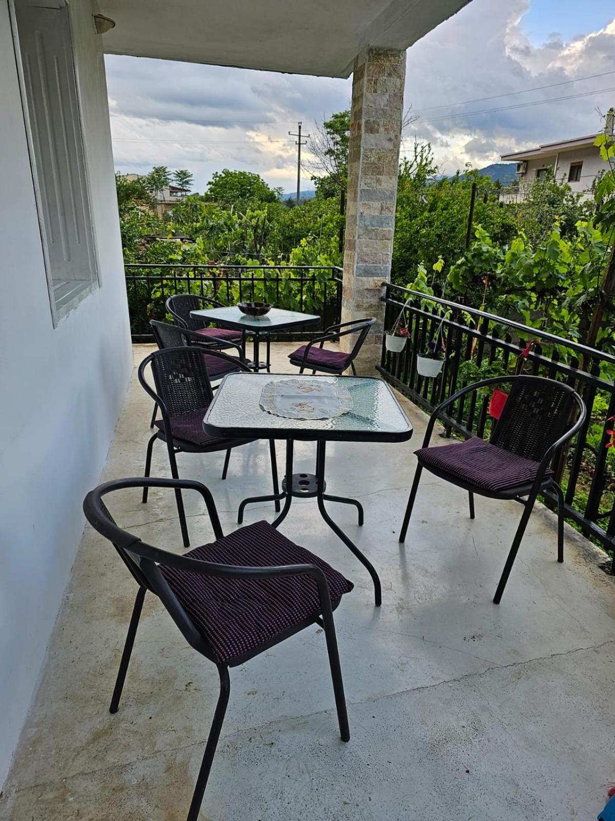 Aira Villa