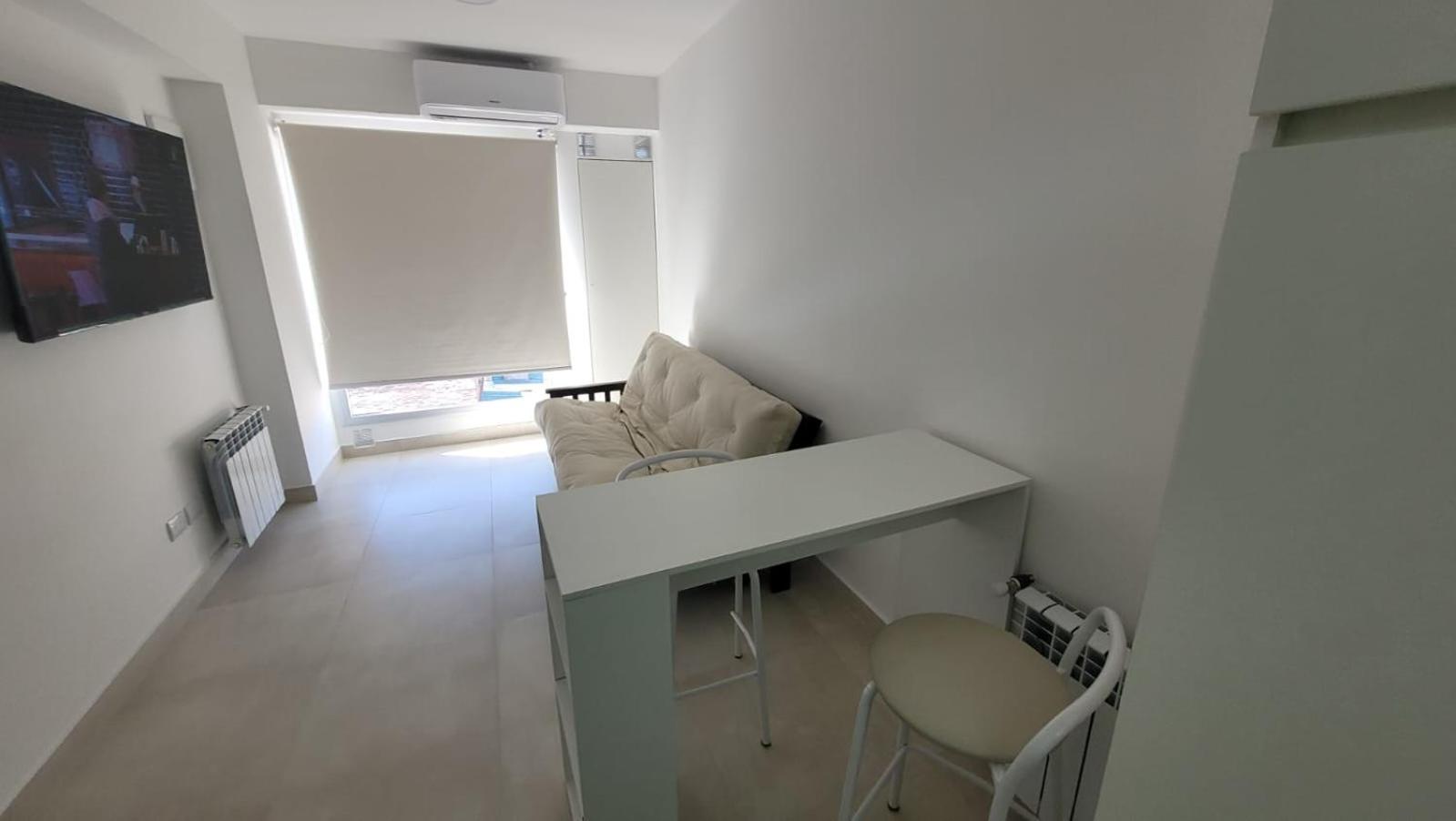 Departamento 1dorm nuevo con cochera luminoso completo en Salta