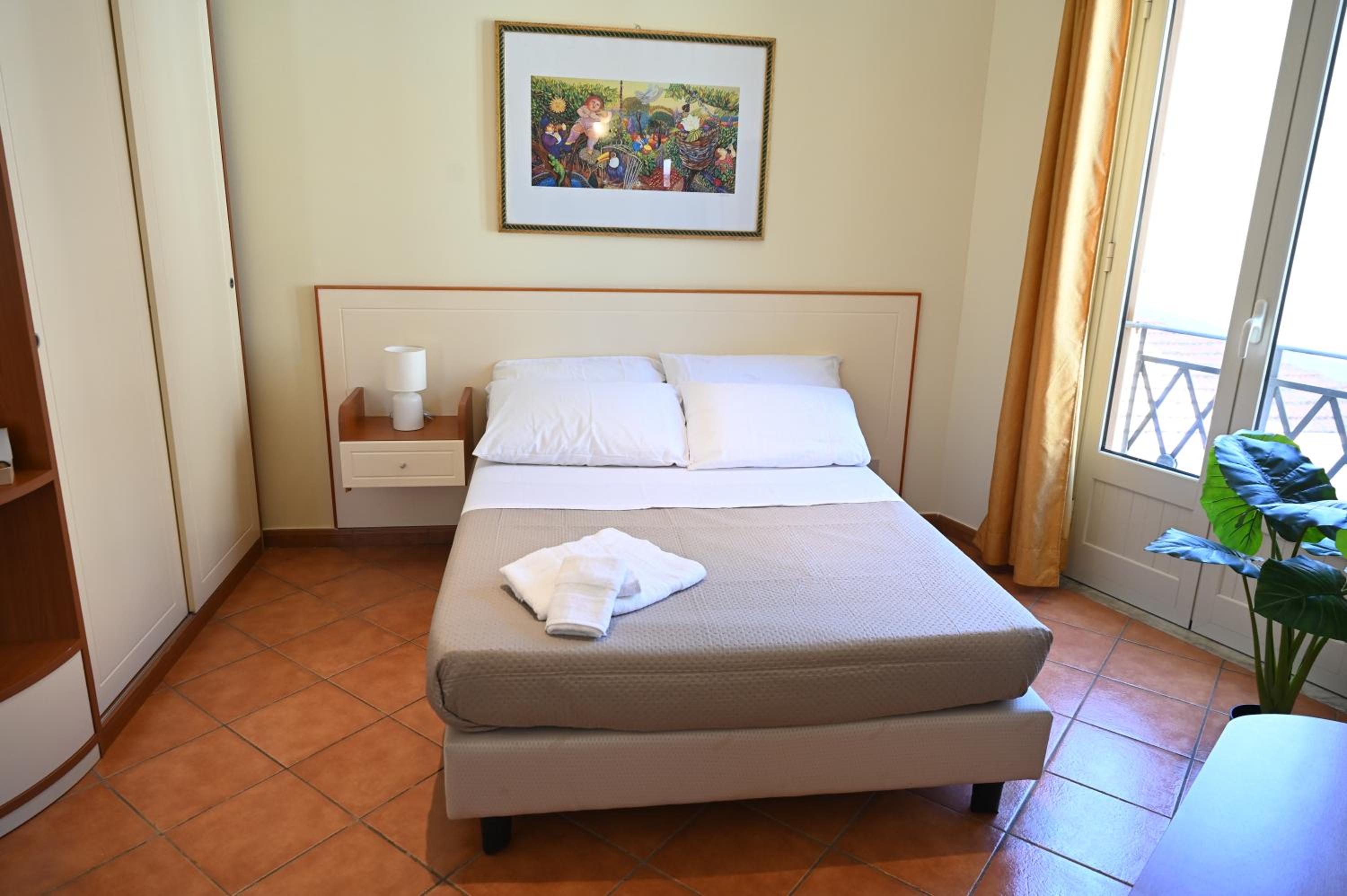 Politeama Theater Apartments