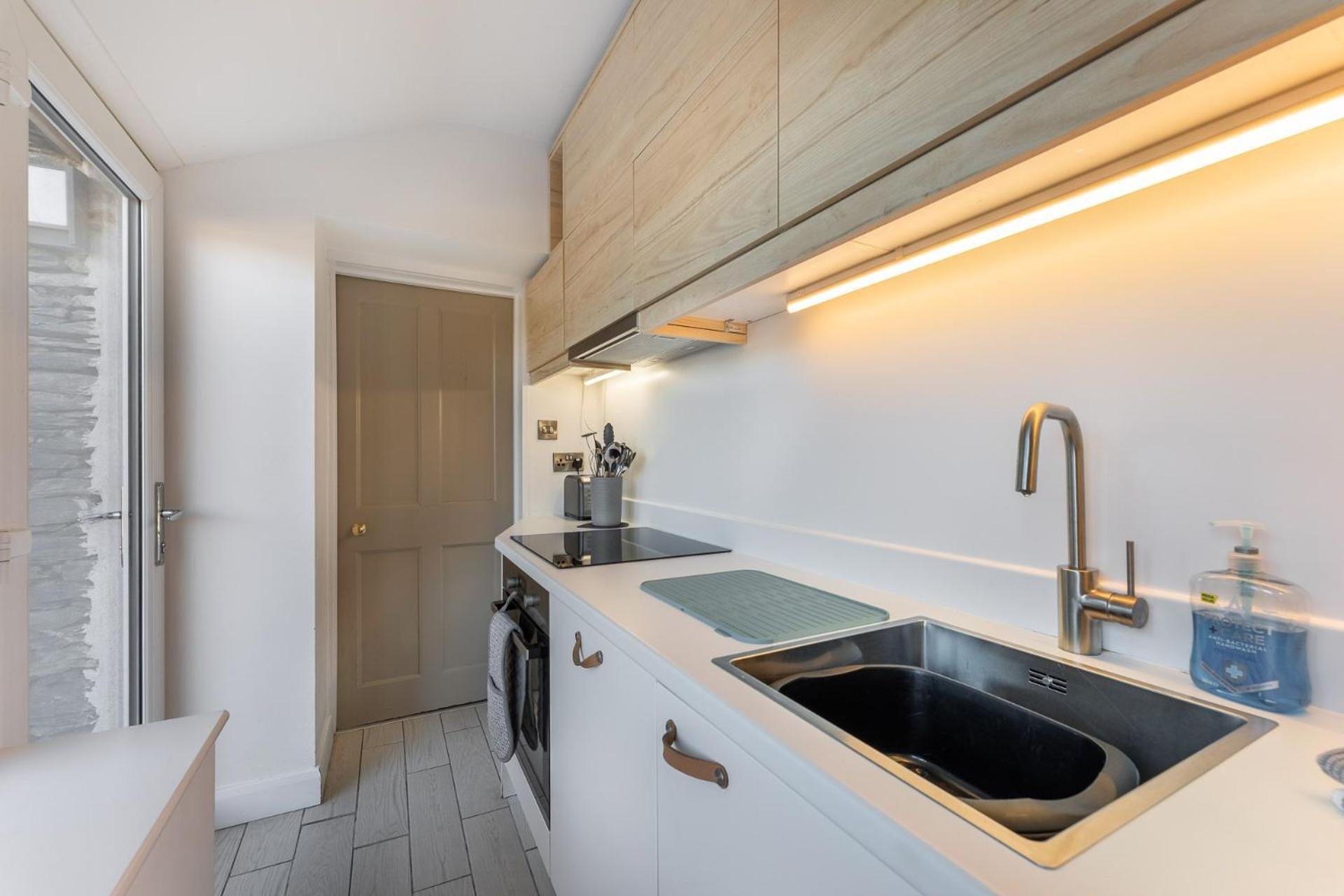 Blackcombe Cottage