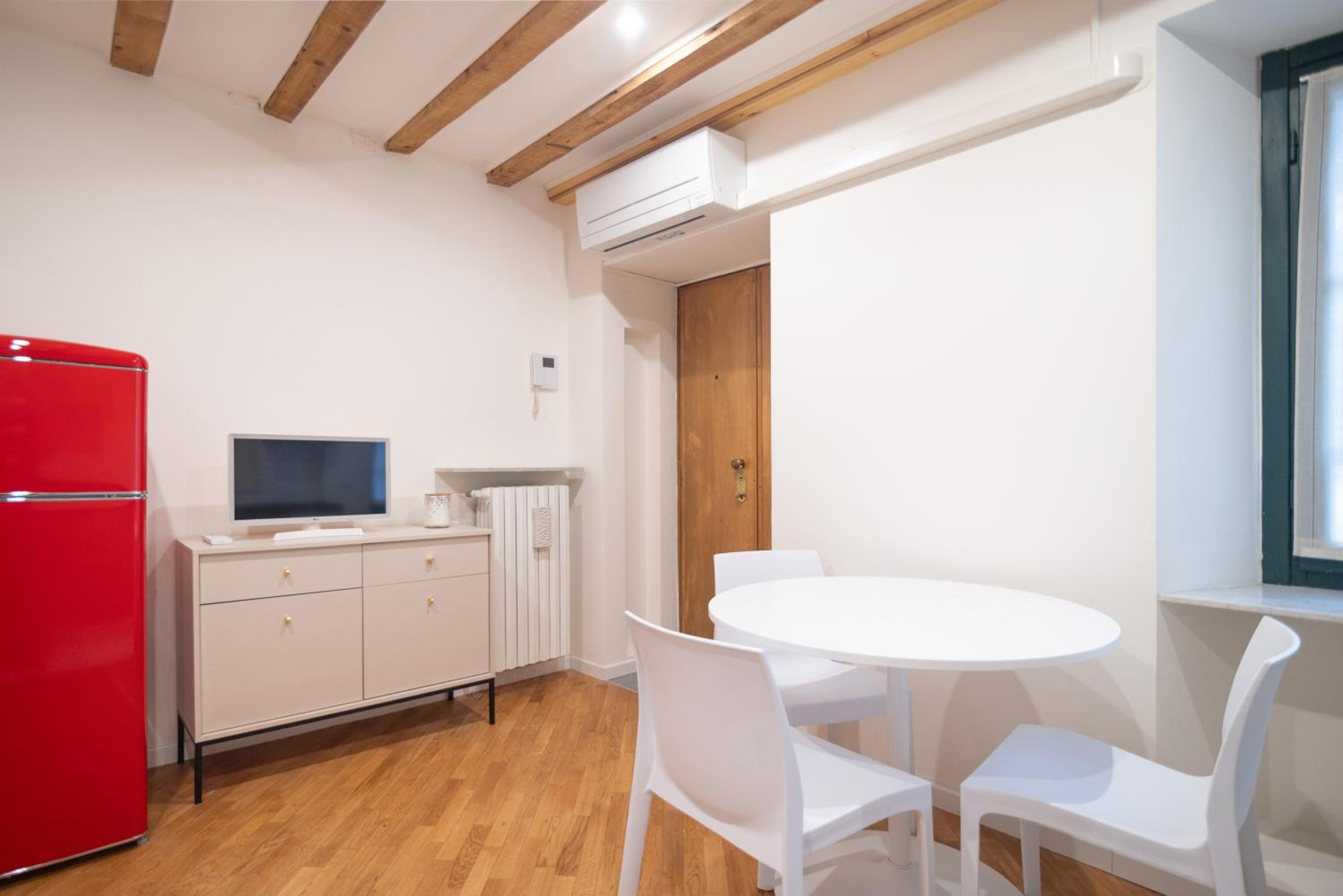 Milano Suite Home