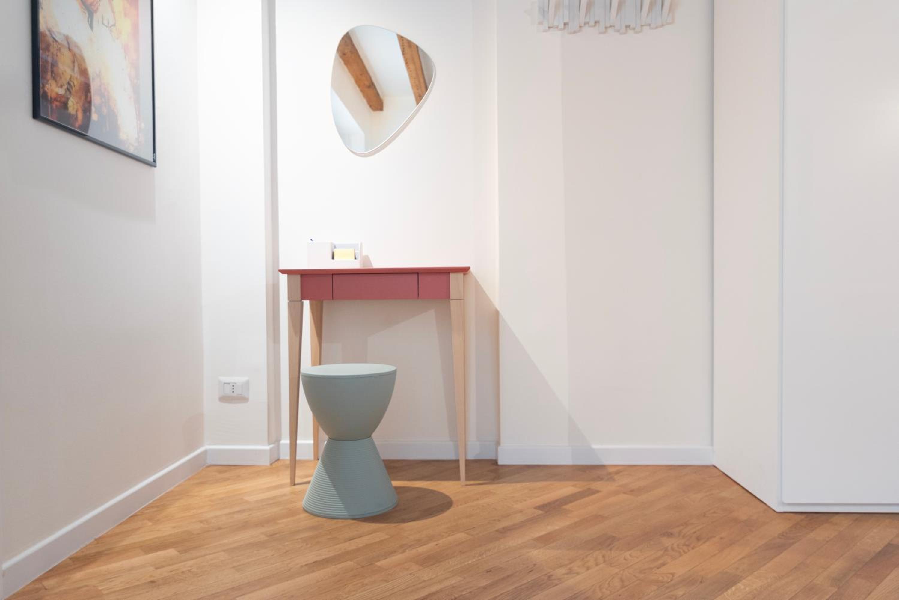 Milano Suite Home