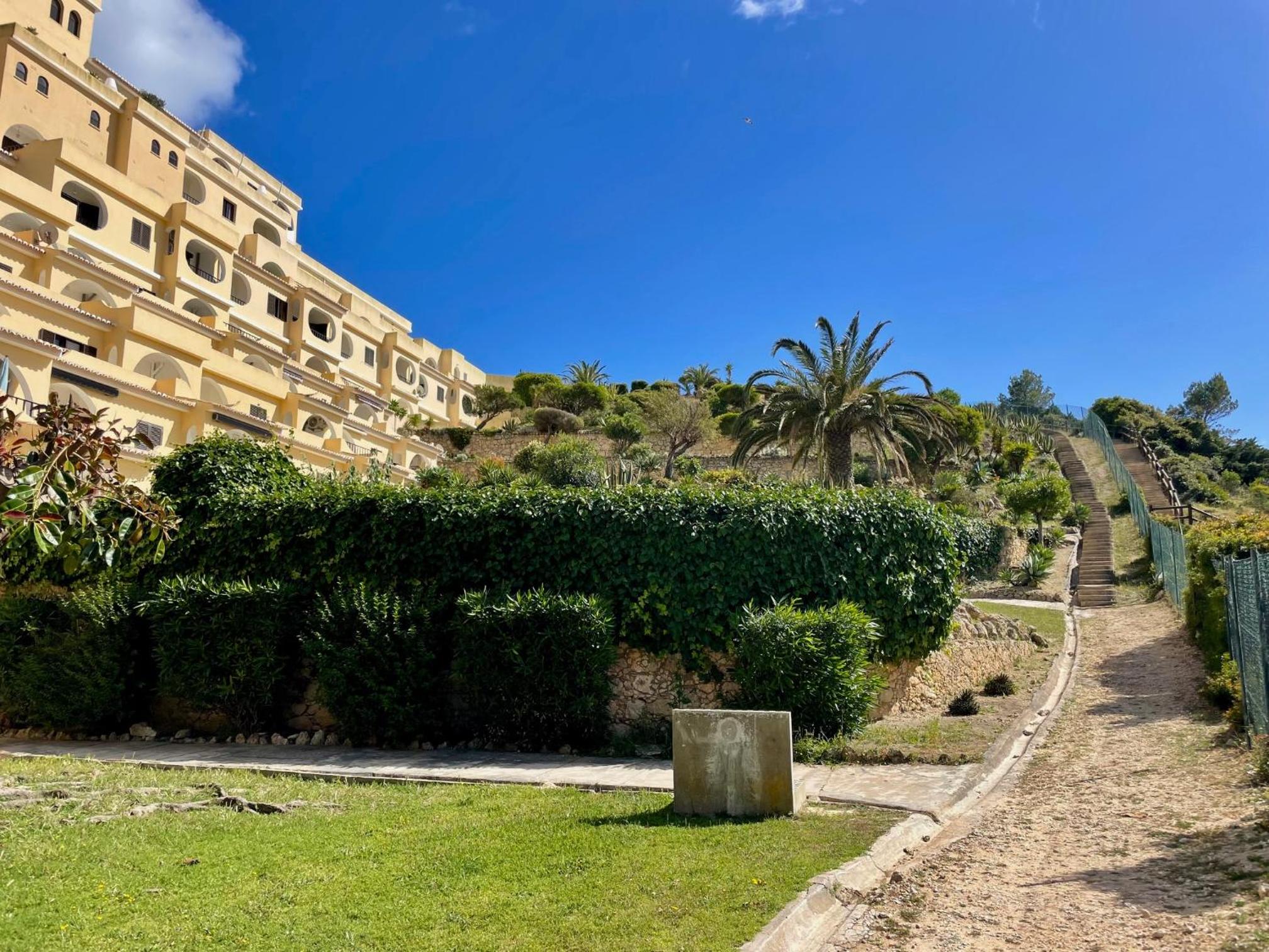 Apartment in opposite of beach Colina Sol 1108 view 5