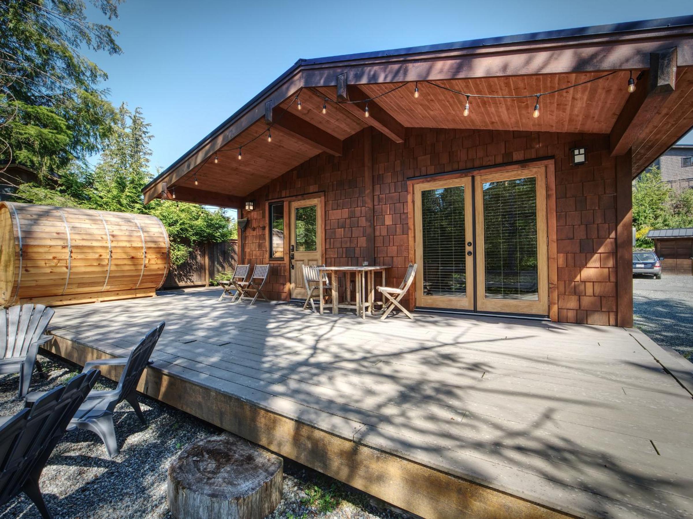 Handsome Dan's Vacation Cottage Rentals