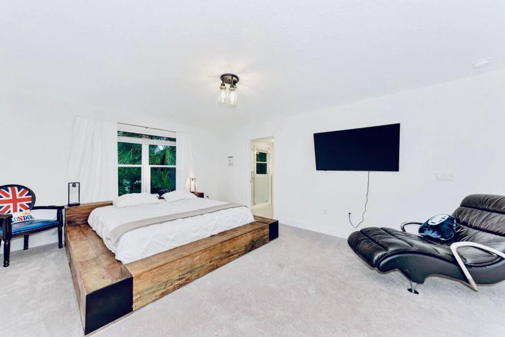 Your home away from home! view 2