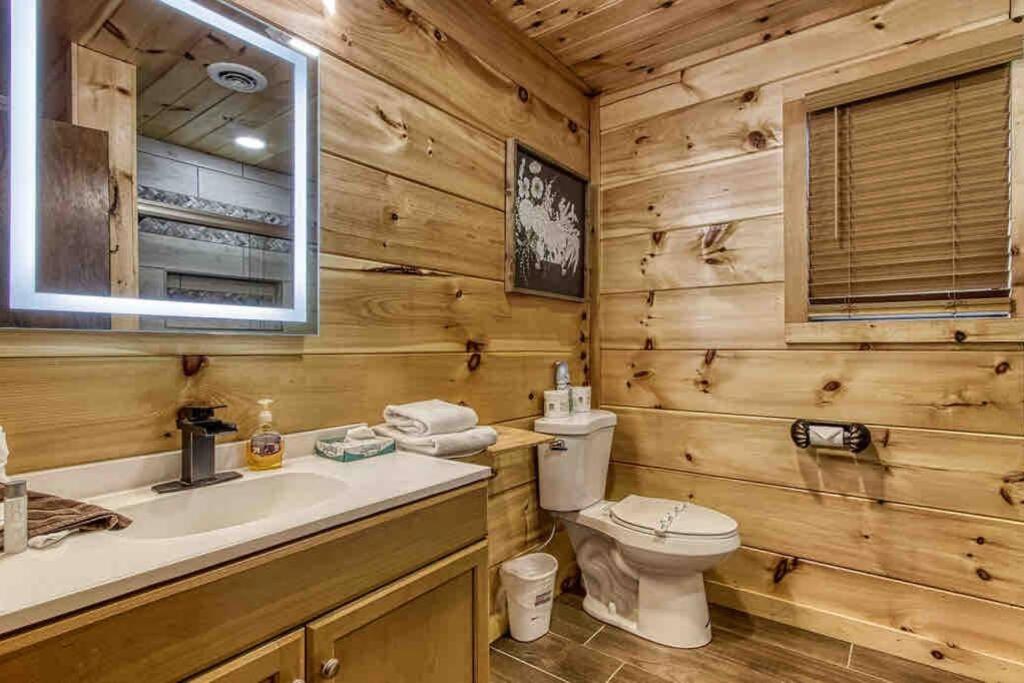 Putt-Putt, Mins to Dollywood+Parkway No Steep Rds, RV Parkin, view 4