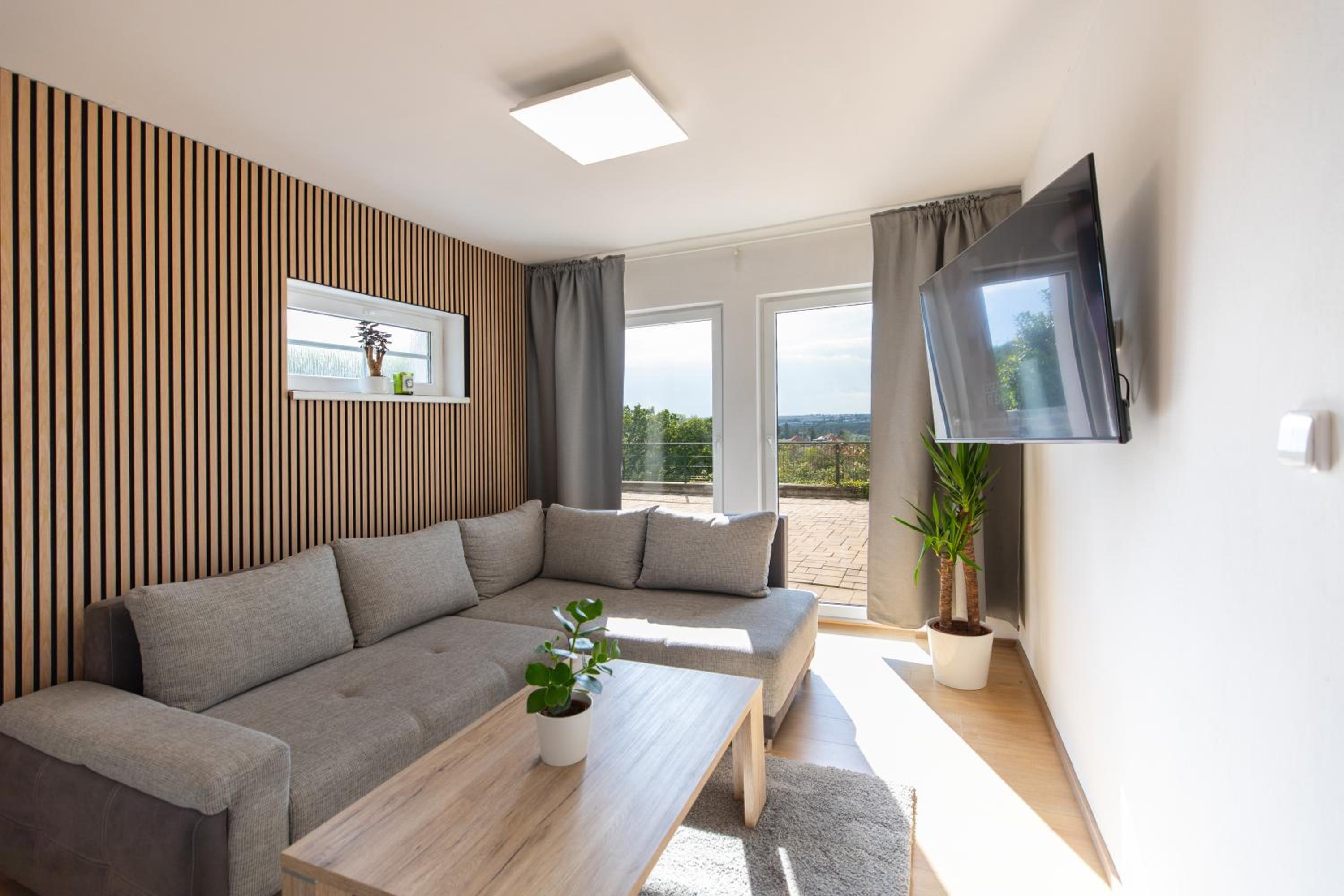 Airport Luxury Apartment & Spa Prague