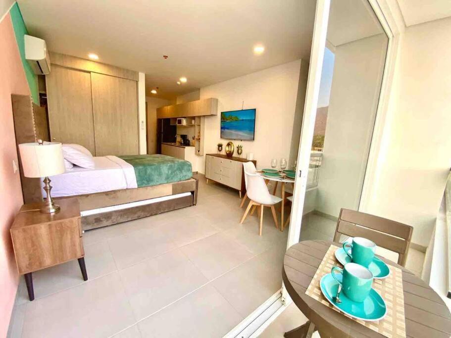 New Charming Suite / Pozos Colorados