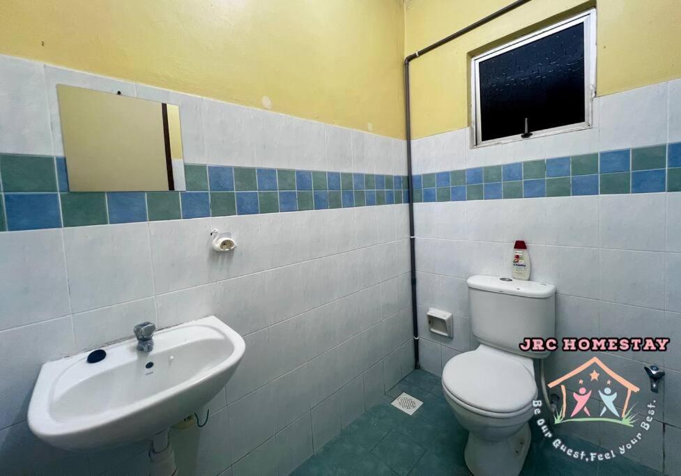 JRC Homestay EJ 23 (Ehsan Jaya)
