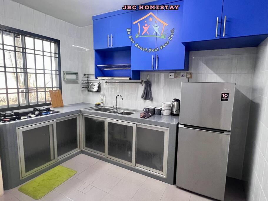 JRC Homestay EJ 23 (Ehsan Jaya)