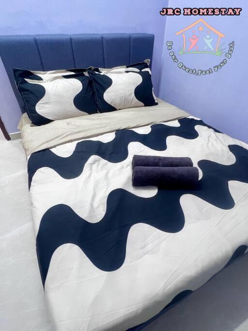 JRC Homestay EJ 23 (Ehsan Jaya)