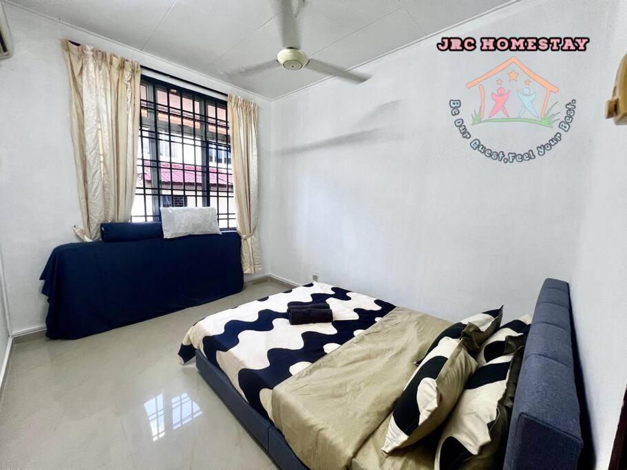 JRC Homestay EJ 23 (Ehsan Jaya)