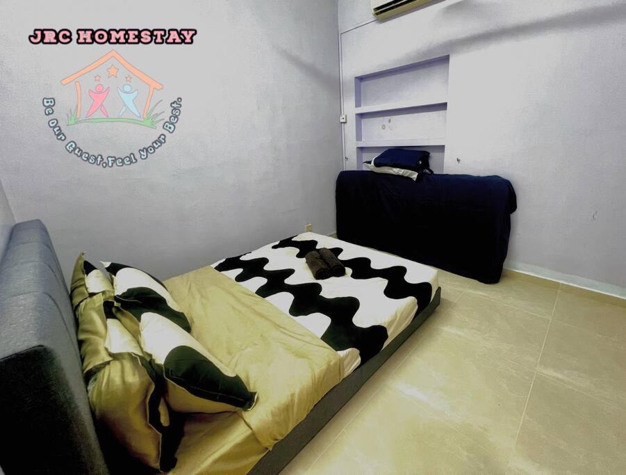 JRC Homestay EJ 23 (Ehsan Jaya)