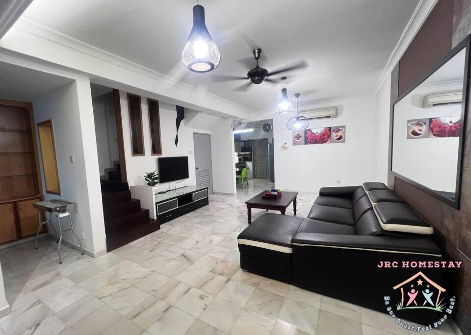 JRC Homestay PJ 1310 Permas Jaya