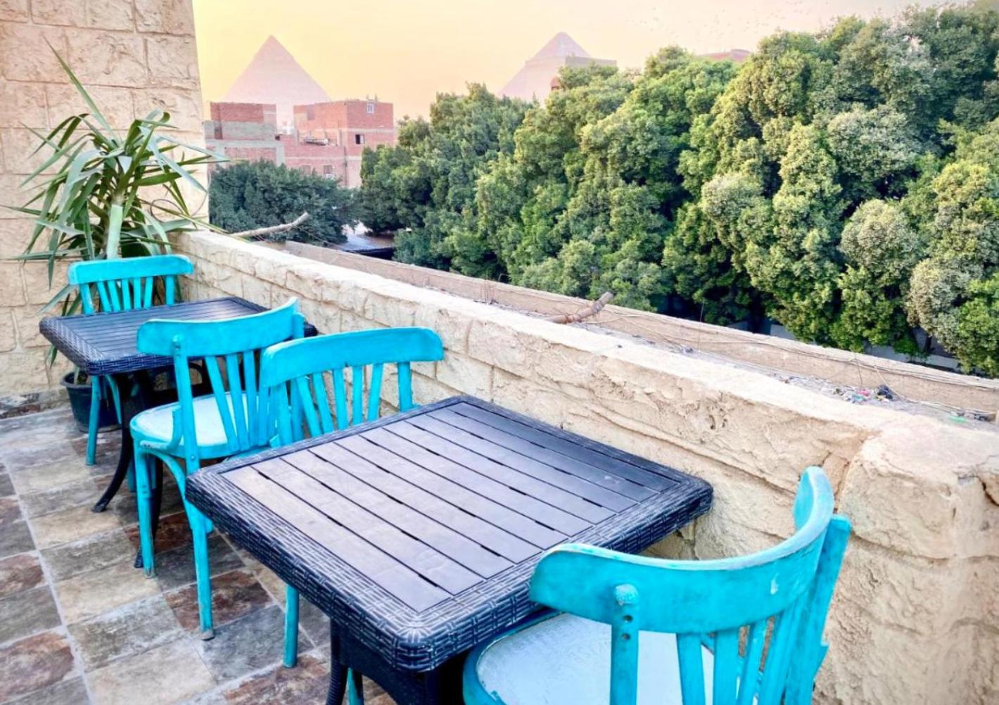 4 Pyramids Guests House