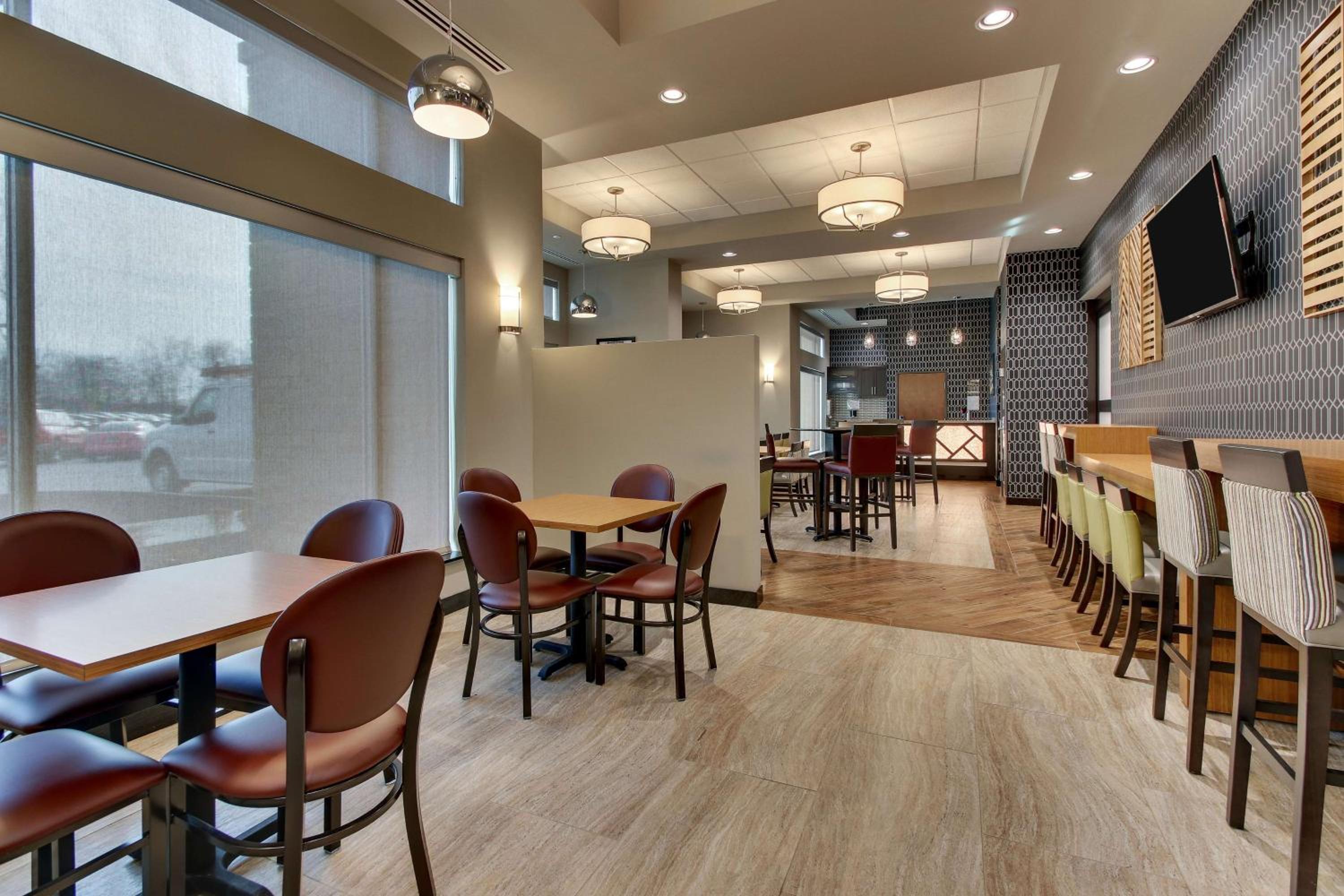 Drury Plaza Hotel College Station view 4
