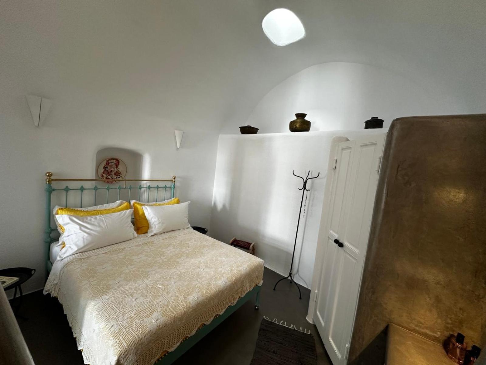 Castellana Cycladic House