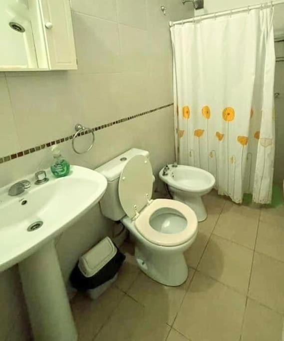 Tranquilo y todo cerca, con patio