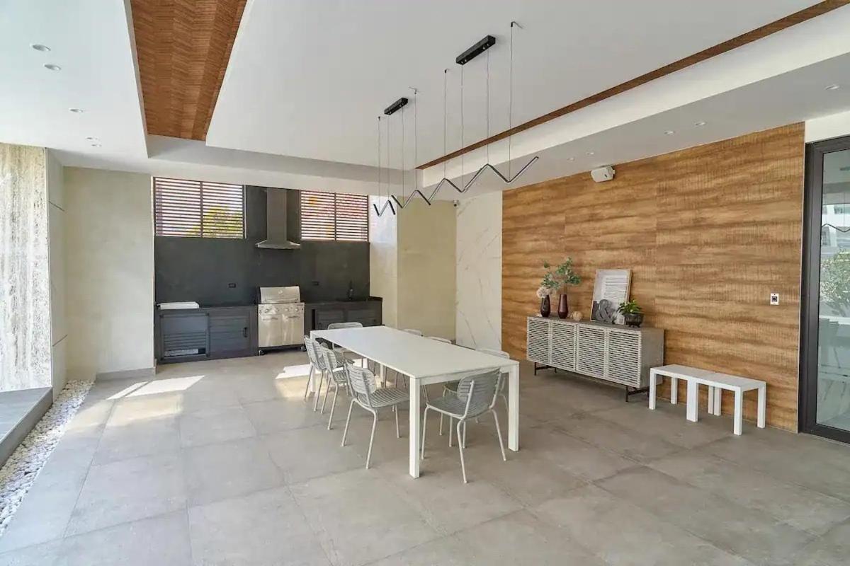 Santuario Home