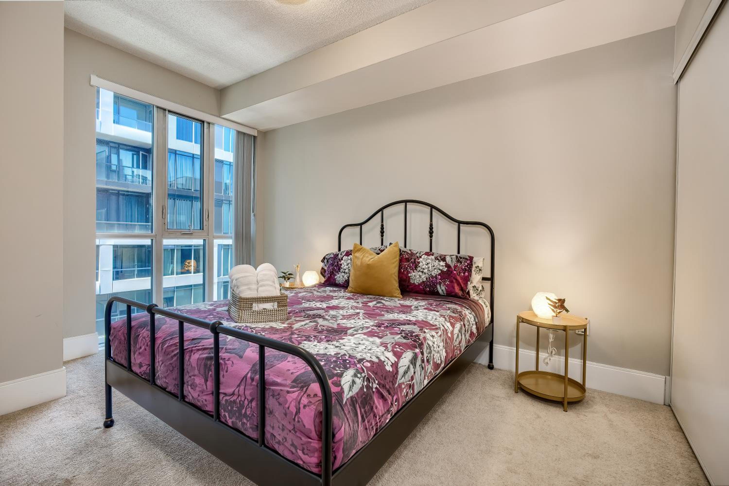 Condo in the heart of Downtown Toronto!