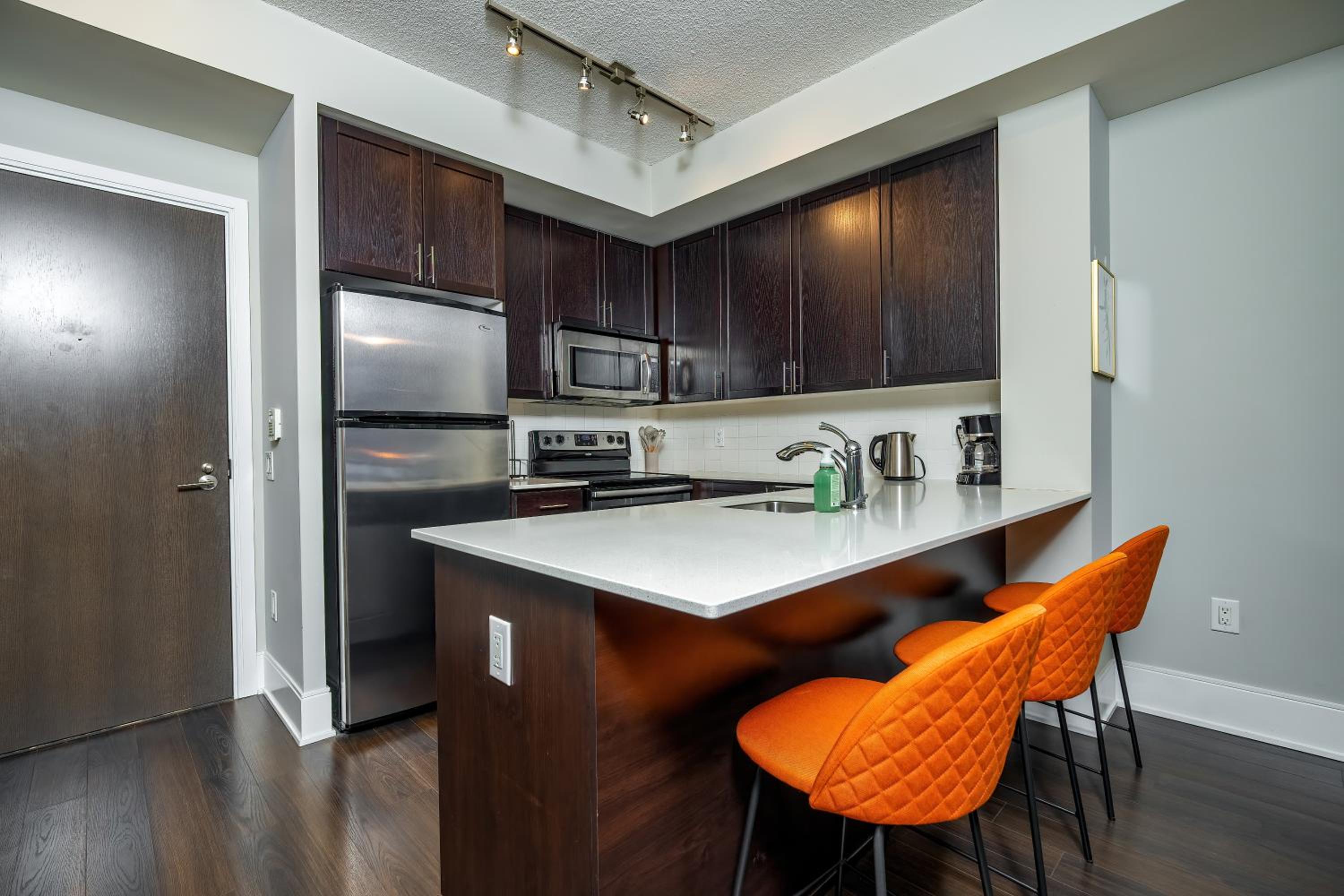 Condo in the heart of Downtown Toronto!