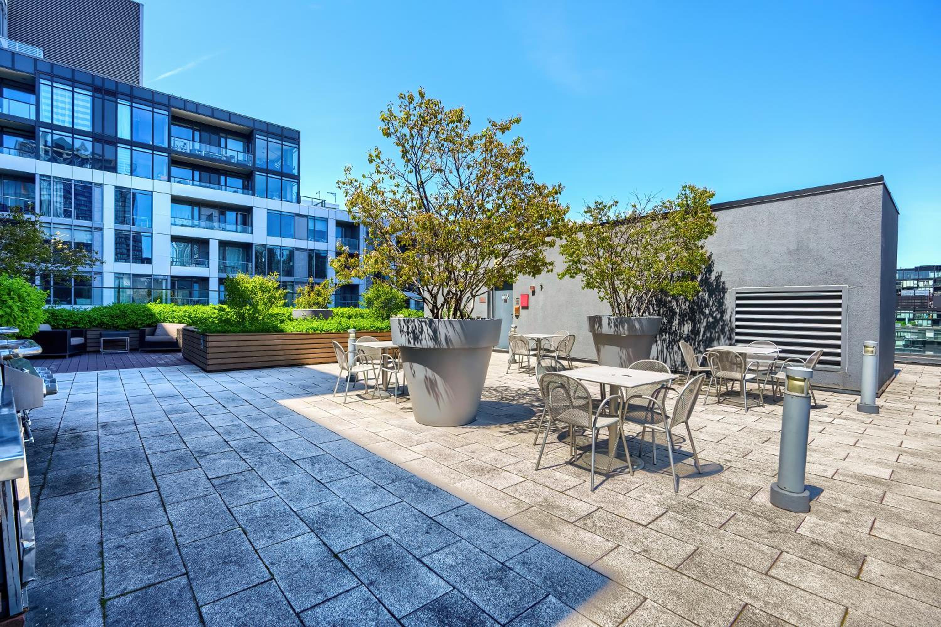 Condo in the heart of Downtown Toronto!