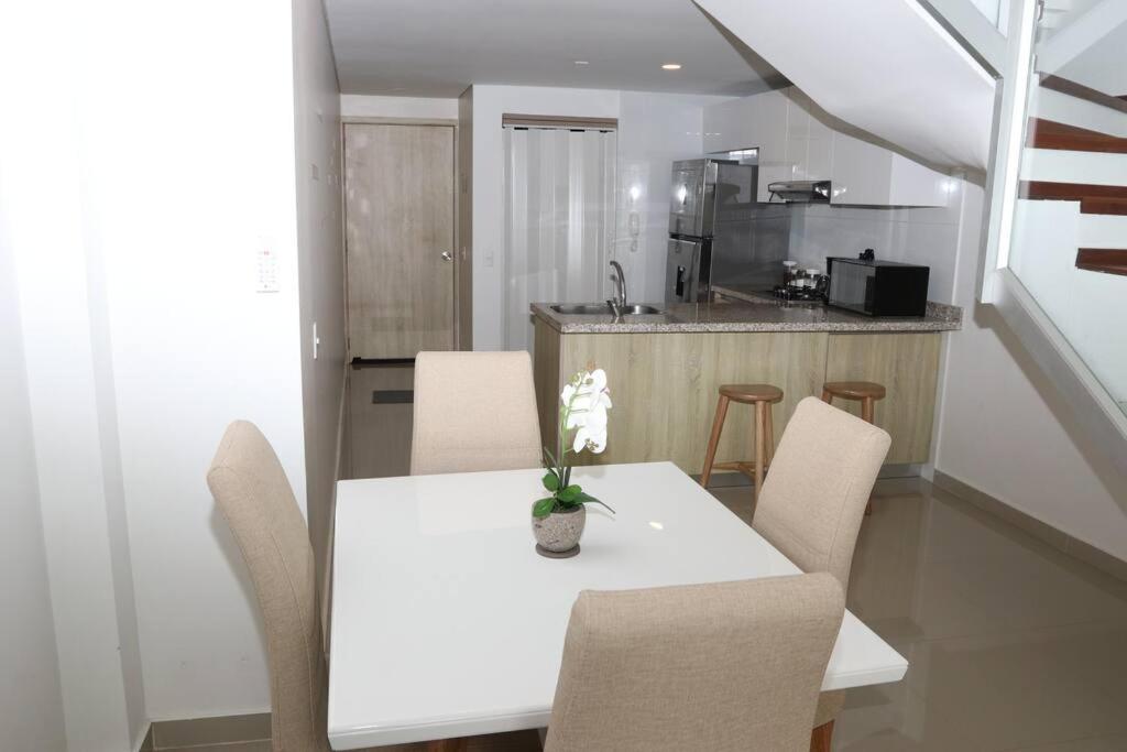 Large loft with city views for relax and fun