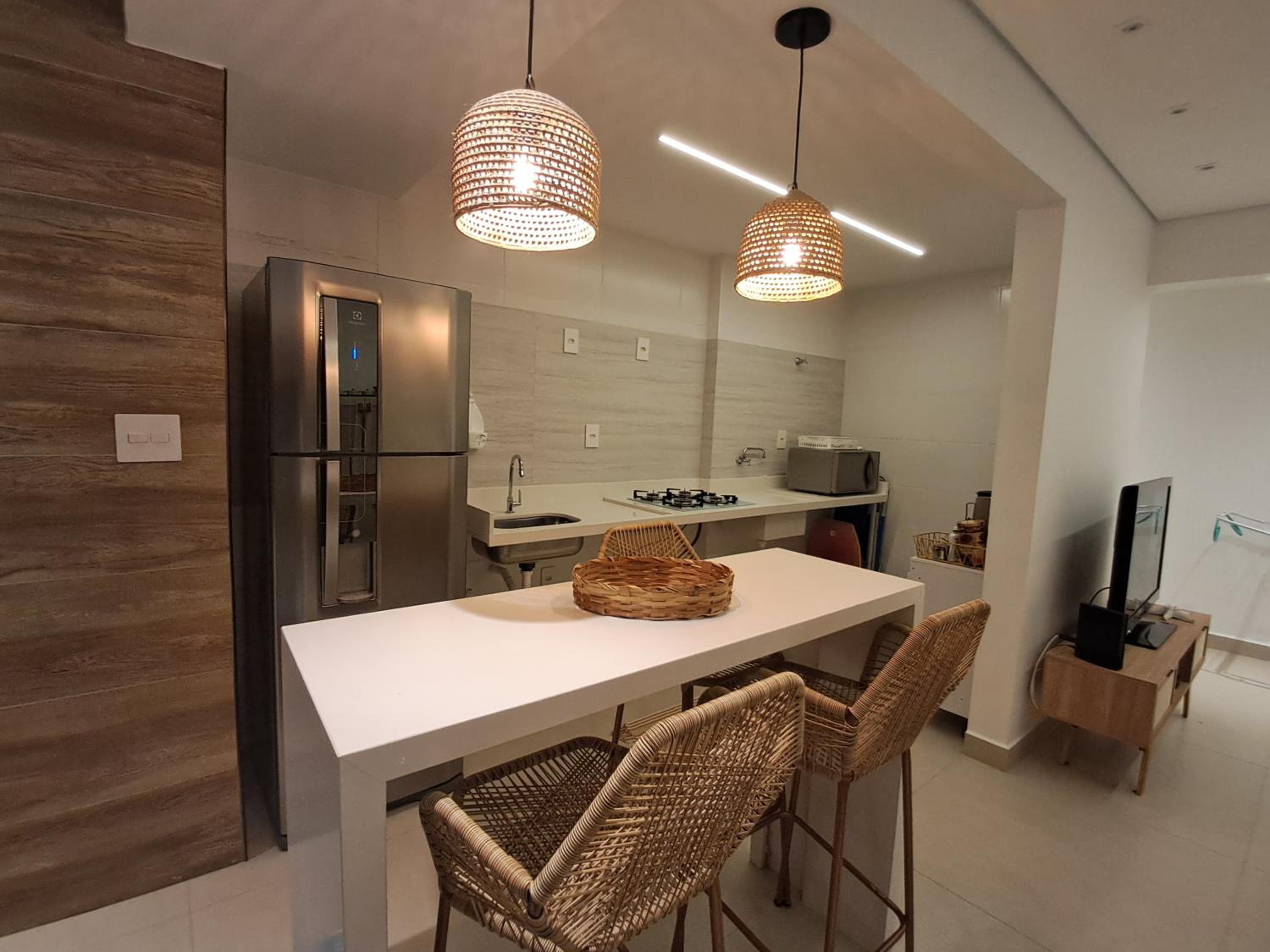 Apto Enseada Guarujá com Terraço Gourmet a 5 minutos da praia