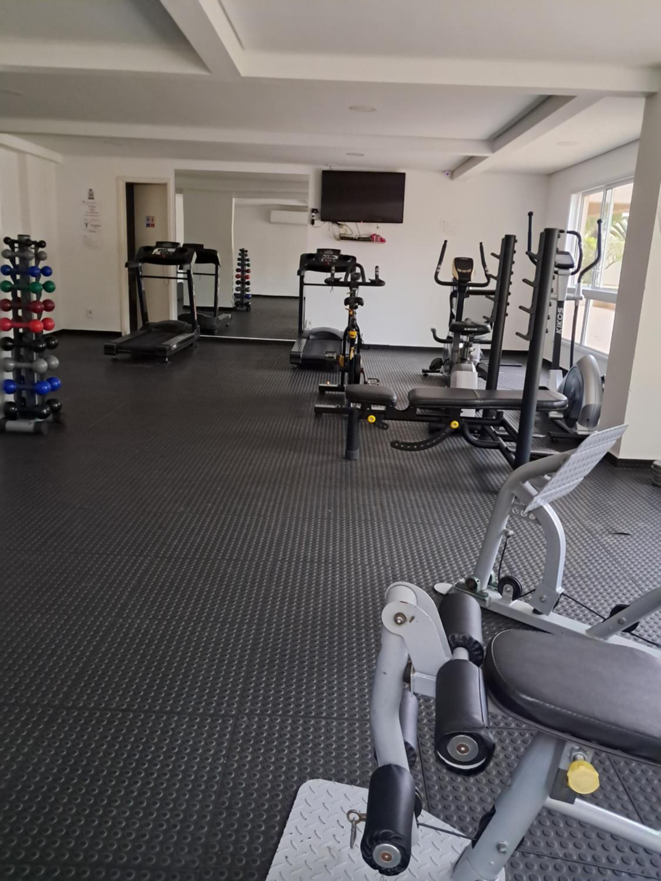 Apto Enseada Guarujá com Terraço Gourmet a 5 minutos da praia