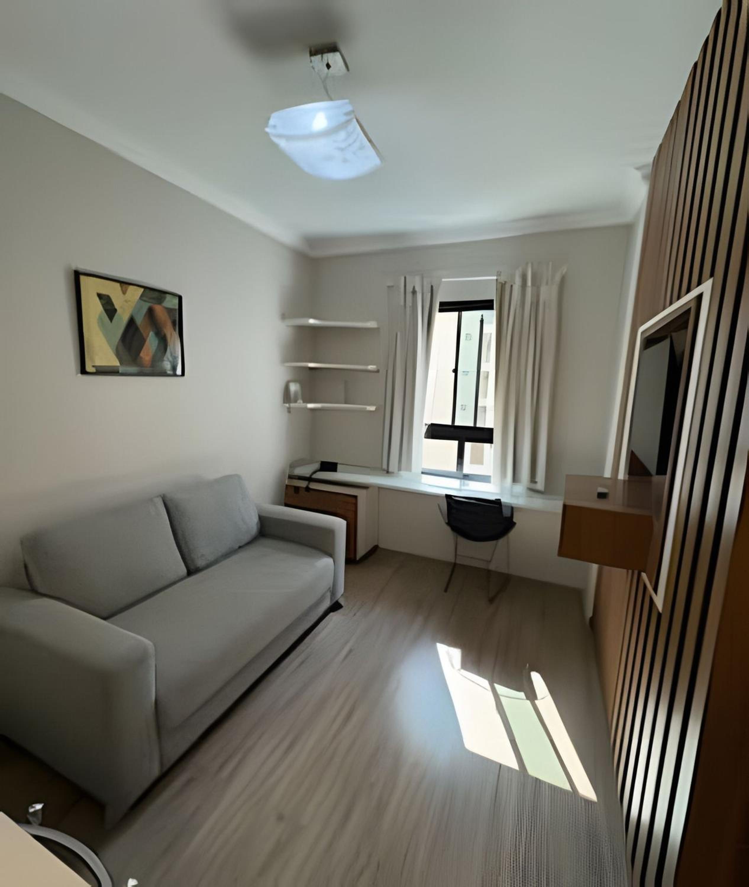 Flat bem localizado na região de Pinheiros!