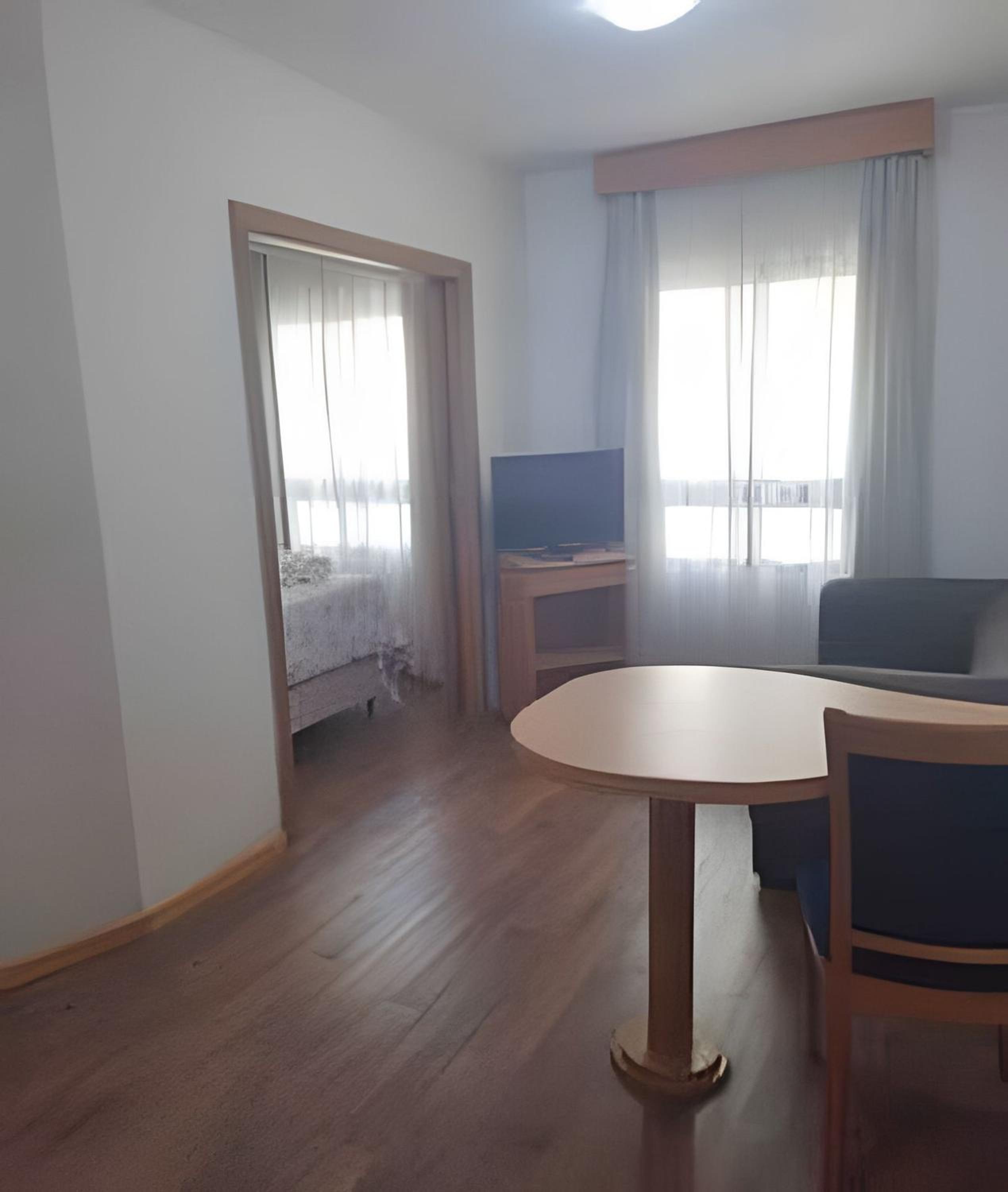 Flat bem localizado na região de Pinheiros!