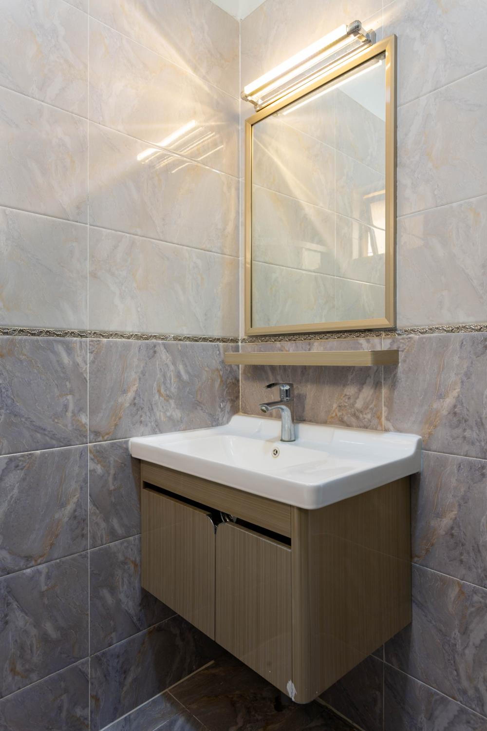 Two bedroom Monroe furnished apartment view 4