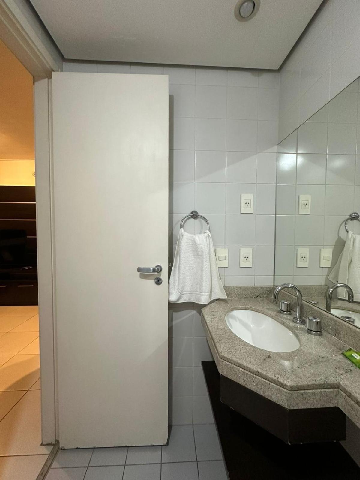 Hotel UH1601 Av Ibirapuera