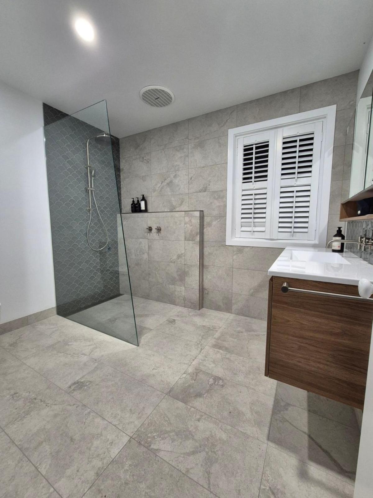 Four bedroom beachside apartment